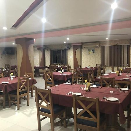 Hotel Nandanik Palace Fālākāta Extérieur photo