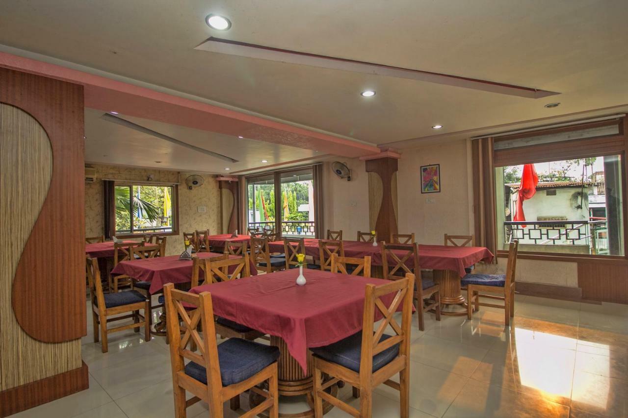 Hotel Nandanik Palace Fālākāta Extérieur photo