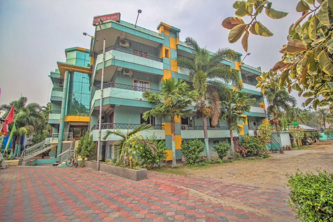 Hotel Nandanik Palace Fālākāta Extérieur photo