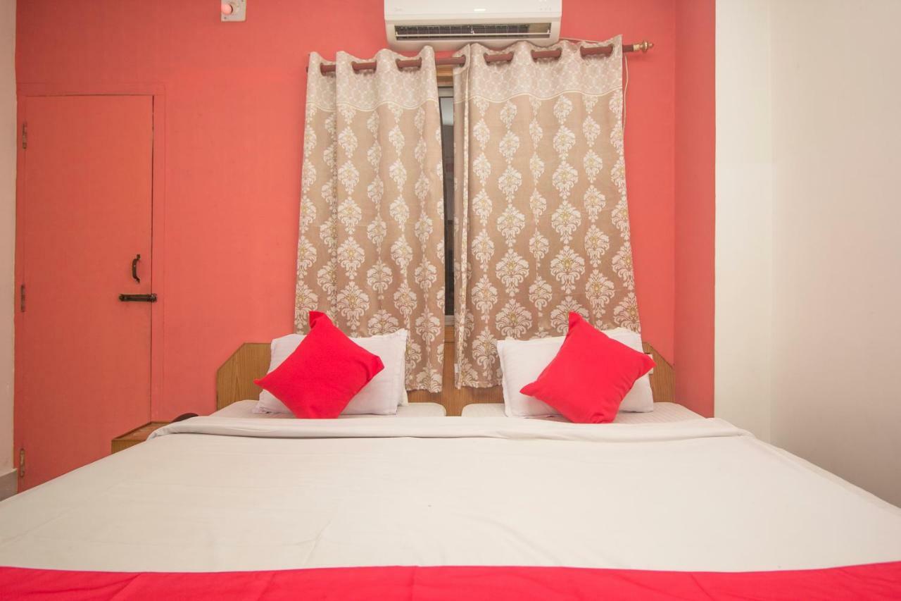 Hotel Nandanik Palace Fālākāta Extérieur photo