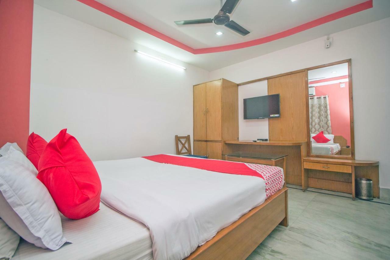 Hotel Nandanik Palace Fālākāta Extérieur photo